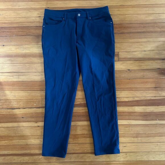 Lululemon Men’s ABC Classic-Fit 5 Pocket Pant 32” Warpstreme in True Navy - Picture 2 of 8